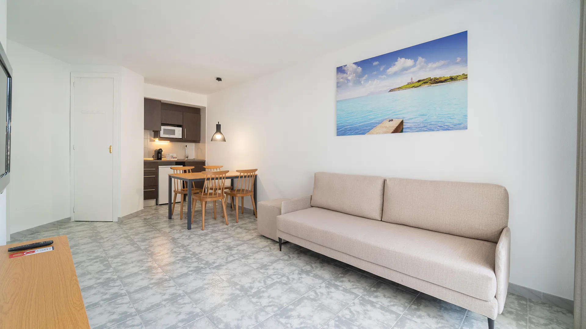 Ferrer Lime Playa De Alcudia公寓 公寓式酒店
