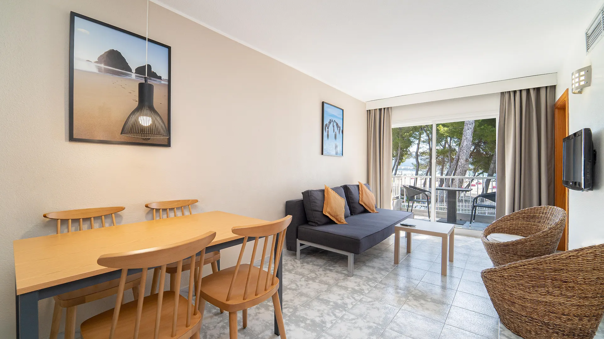 Ferrer Lime Playa De Alcudia公寓 阿尔库迪亚